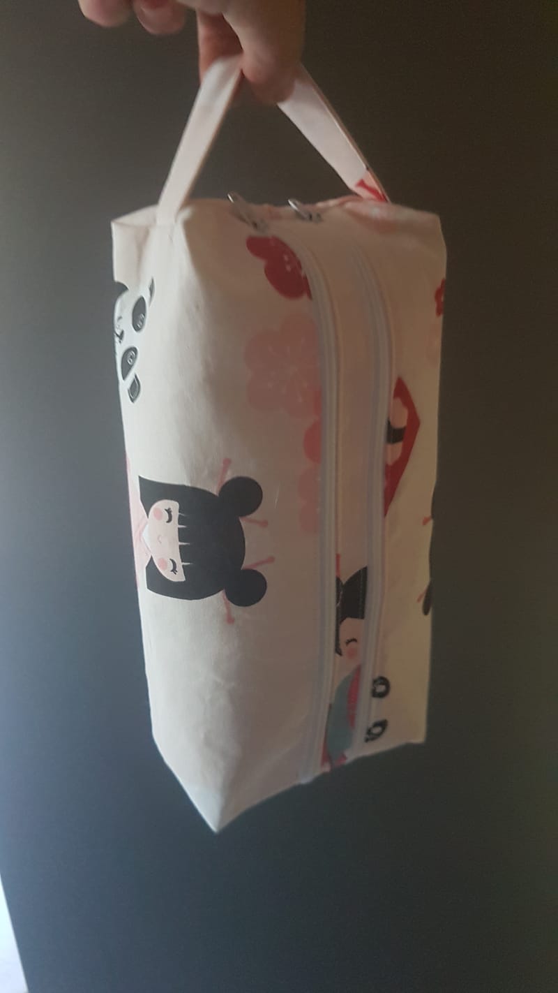 Trousse de maquillage à deux zips — image 2